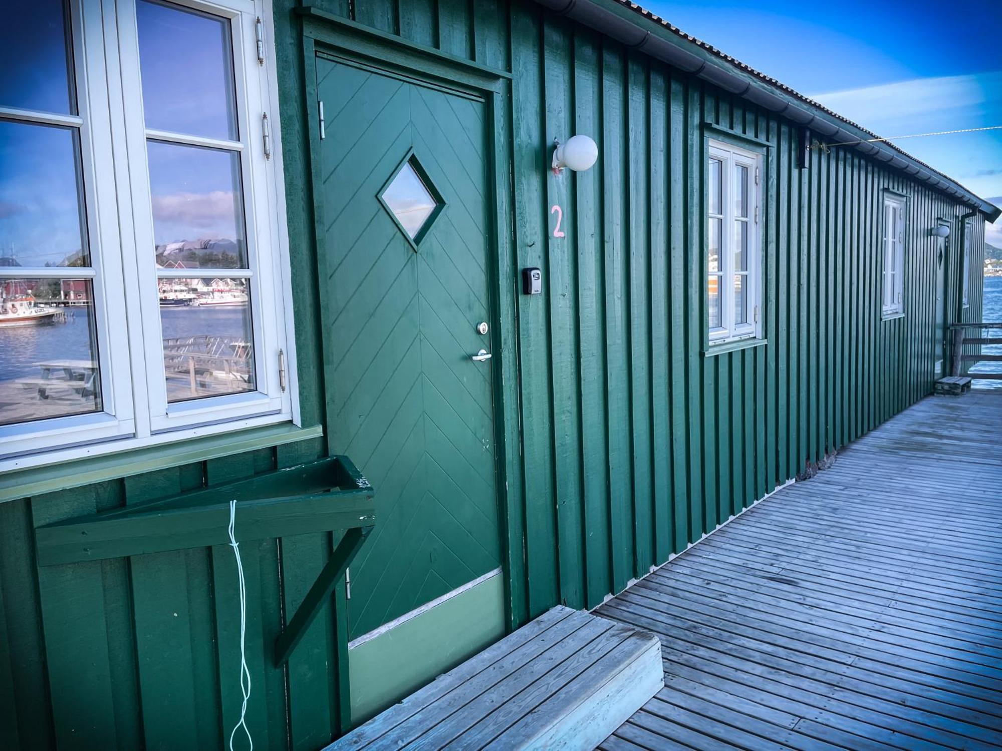 Kraemmervika Rorbuer - Rustic Cabins In Lofoten Ballstad Exterior photo